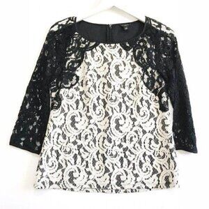 Ann Taylor black and white lace blouse size MP